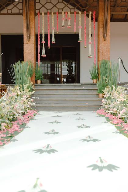 Aisle / Walkway and Gate / Entrance — Wedding decor — Alila Diwa Goa